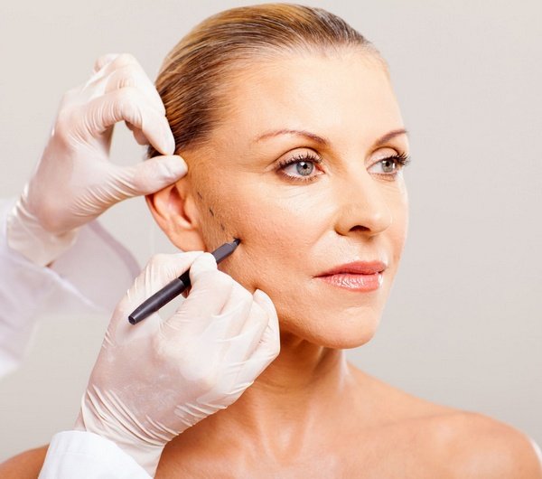 Melbourne Facelift Surgery costs, average price, recovery info and facelift risks