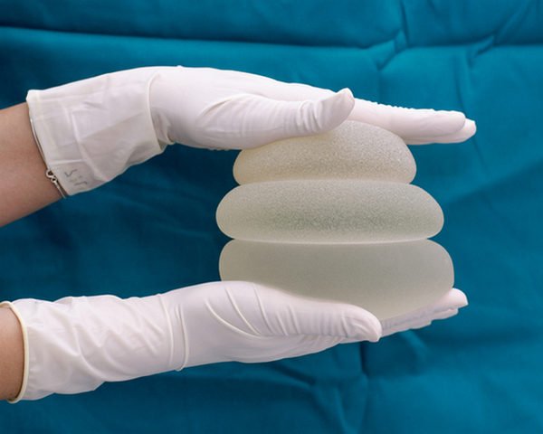 types-of-breast-implants-banned-by-TGA-recalls